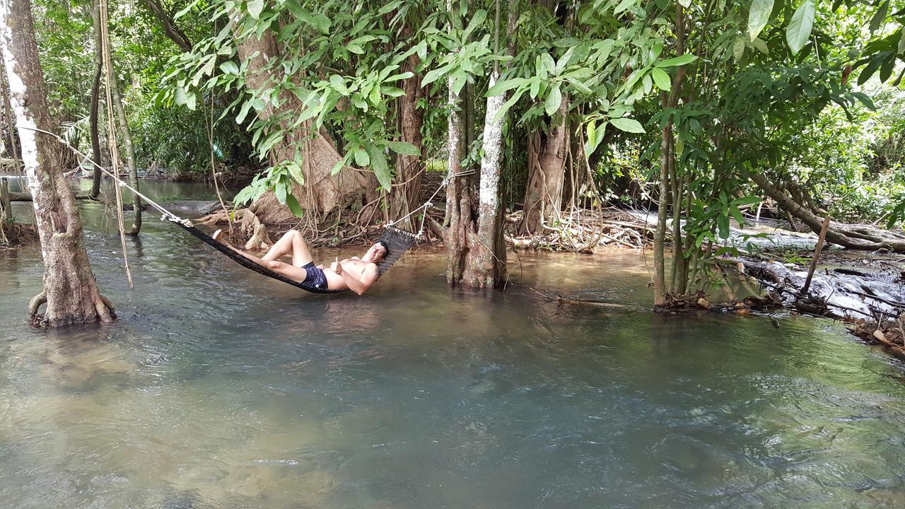 Hotel Hug Rimtharn Ban Khao Klom Exterior foto