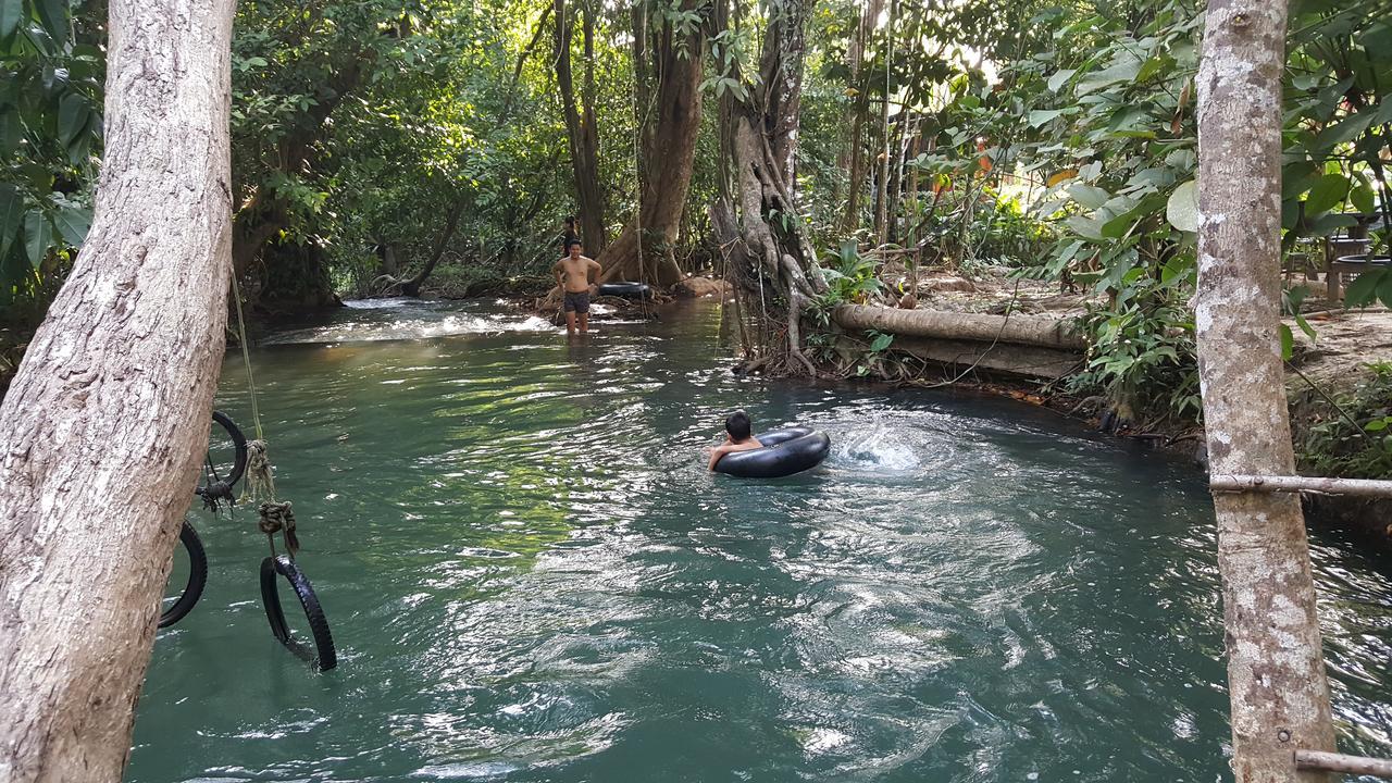 Hotel Hug Rimtharn Ban Khao Klom Exterior foto