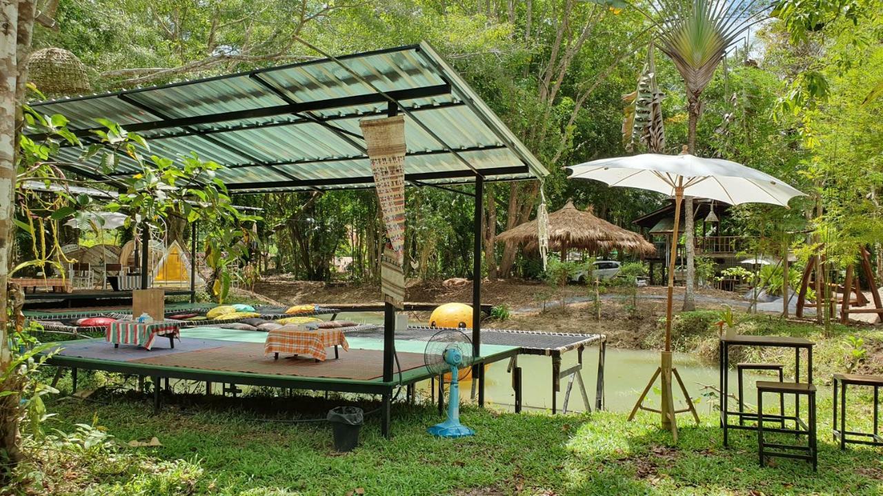 Hotel Hug Rimtharn Ban Khao Klom Exterior foto